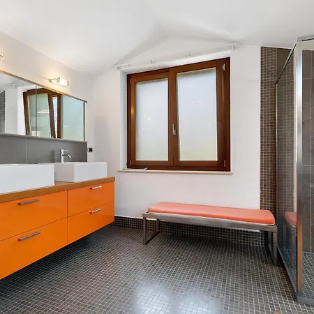 In Langa Villa Belvedere Langhe